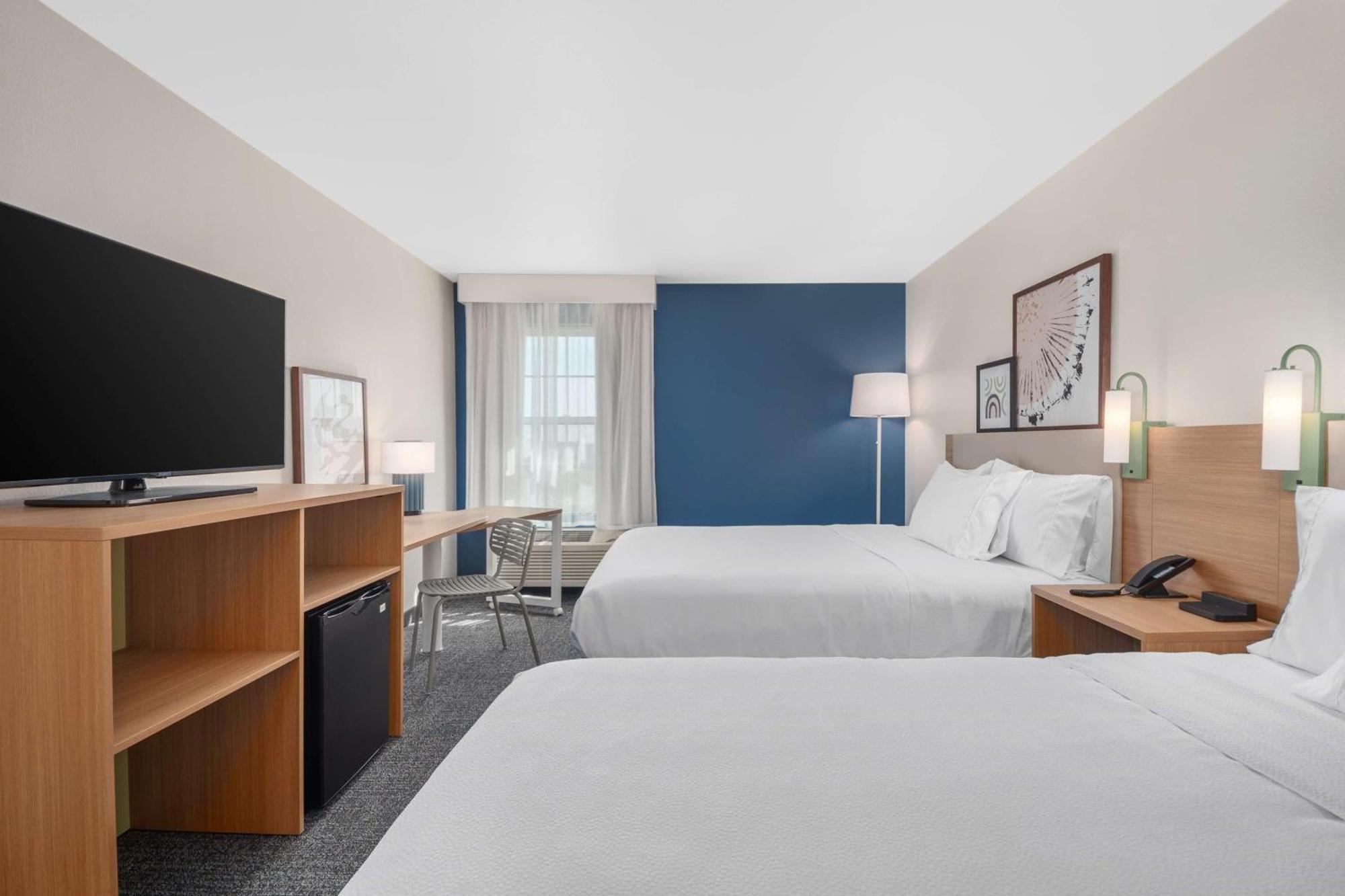 Spark By Hilton Minot Exterior photo