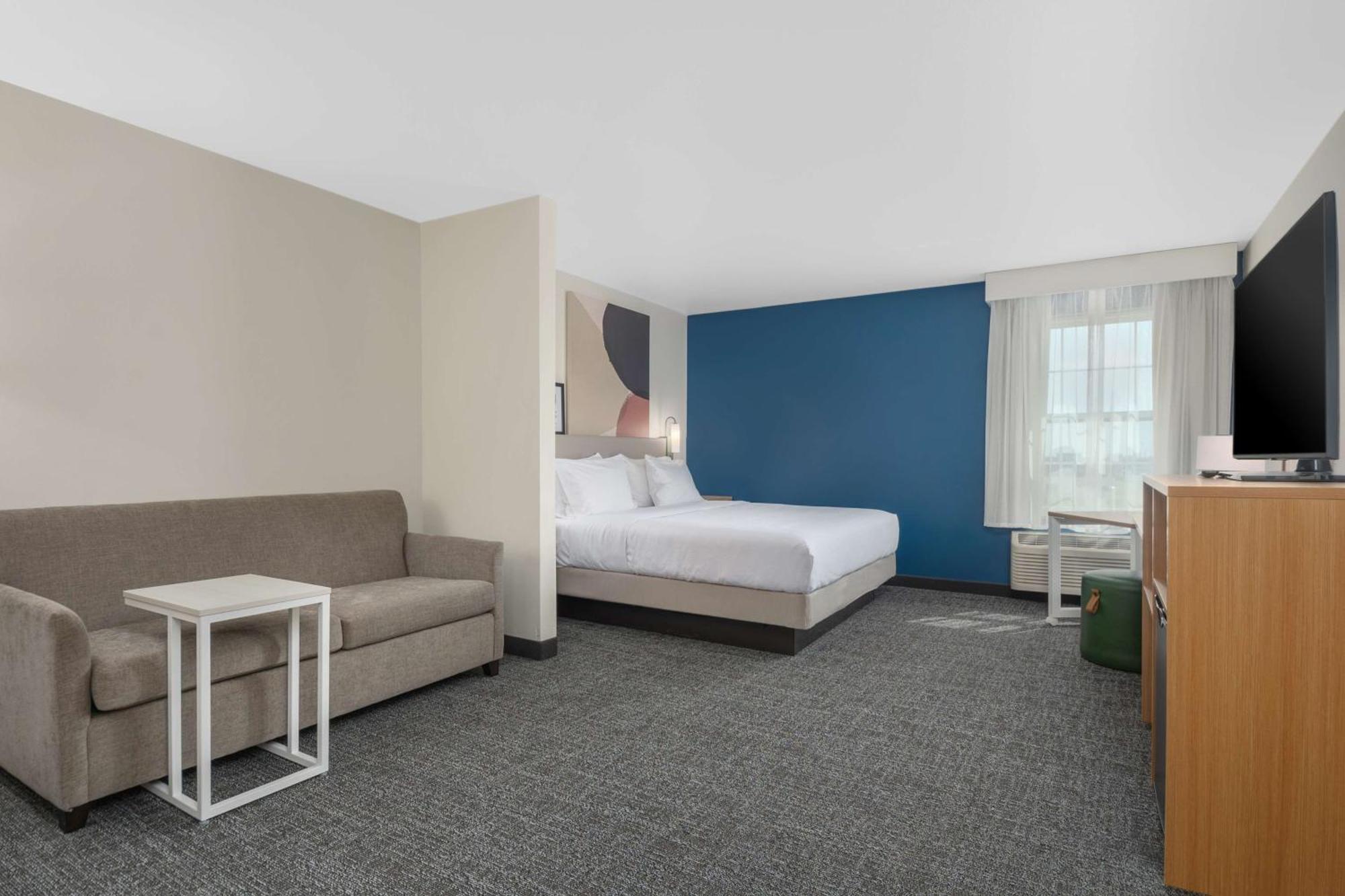 Spark By Hilton Minot Exterior photo